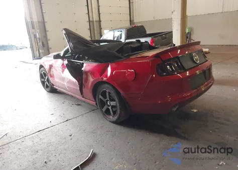 2013 Ford Mustang V6 Premium from USA, damaged, VIN 1ZVBP8EM7D5250033